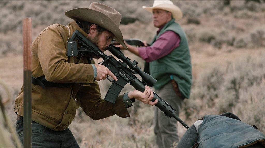 Eldest Dutton son Lee (Dave Annable) with a Spike's tactical Punisher Custom AR in the series pilot.