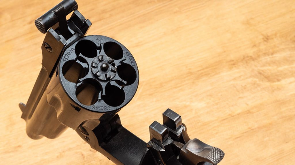 The break-action operation of the Cimarron No. 3 allowed for faster loading and unloading, particularly useful for military personnel.